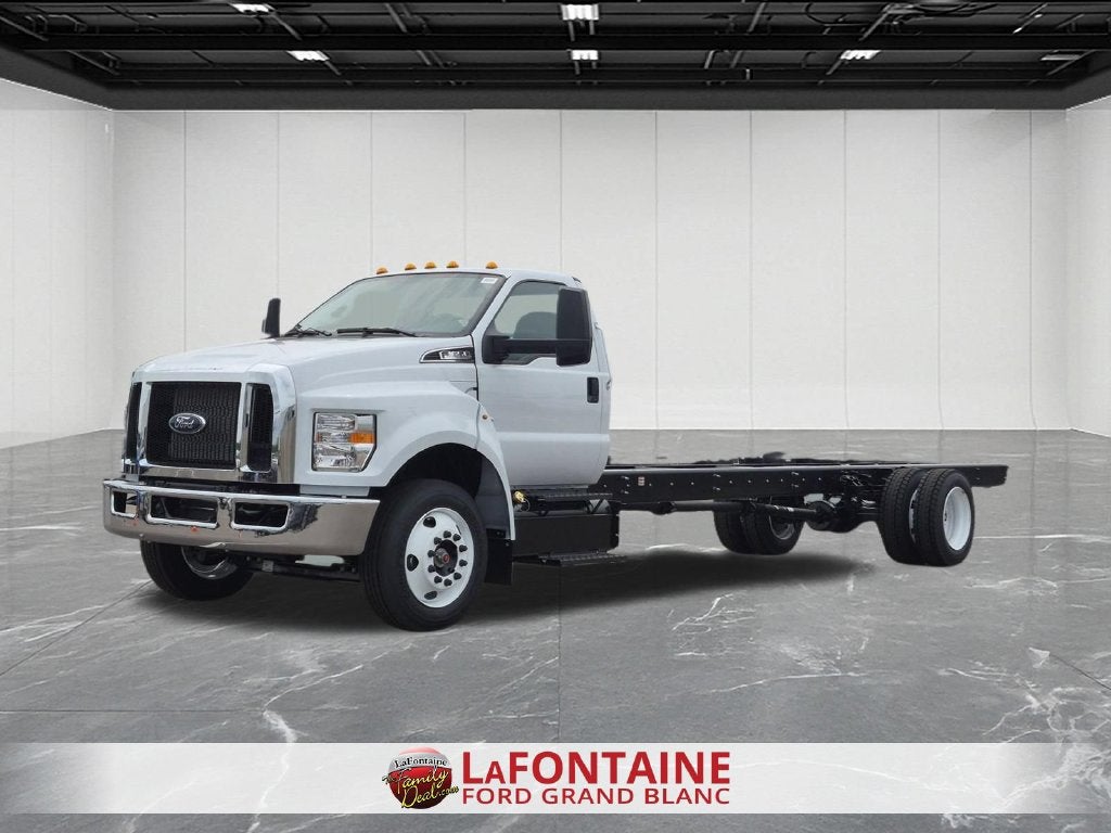 2027 Ford F-650SD Base