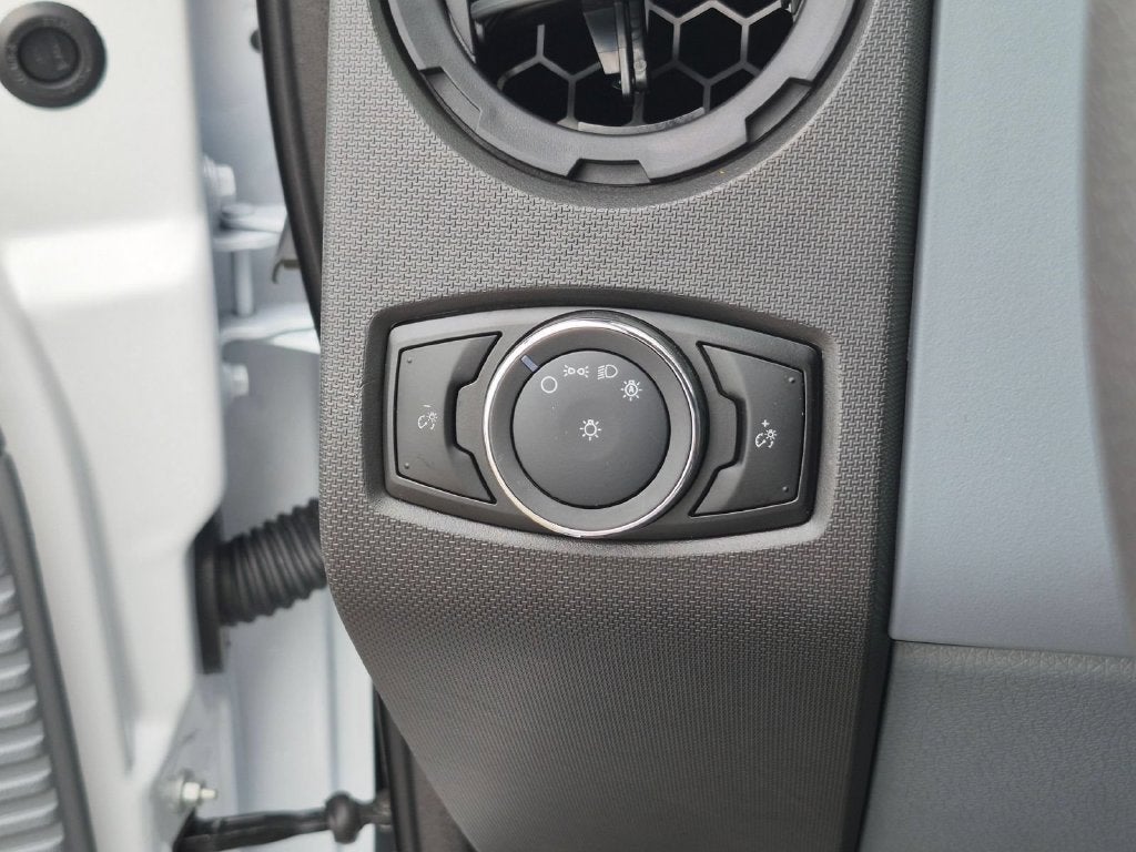 2027 Ford F-650SD Base