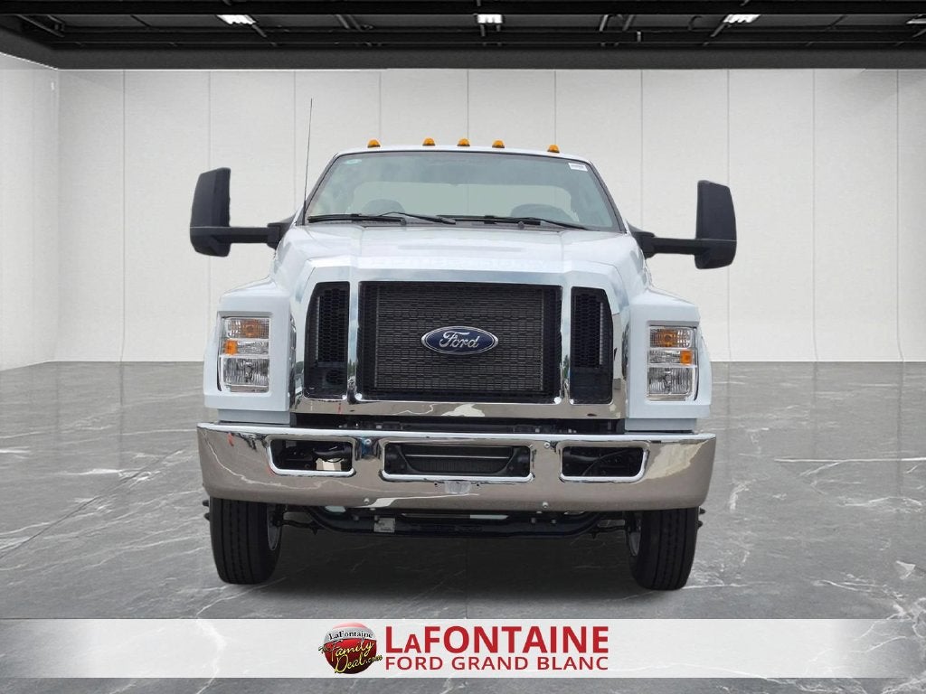 2027 Ford F-650SD Base