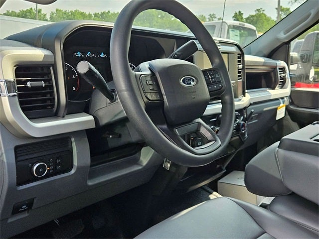 2024 Ford F-600SD XL DRW 169" WB / 84" C/A