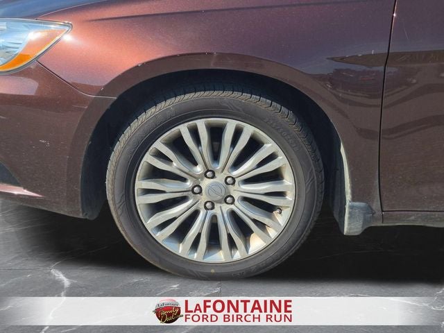 2013 Chrysler 200 Limited