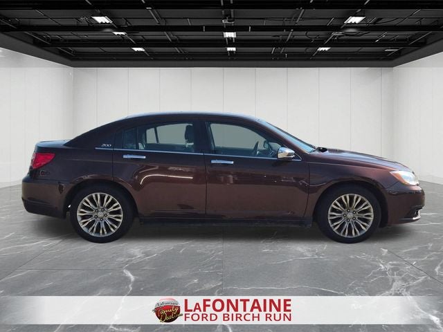 2013 Chrysler 200 Limited