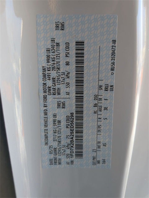 2025 Ford F-250SD XL 8' READING ENCLOSED SERVICE BODY