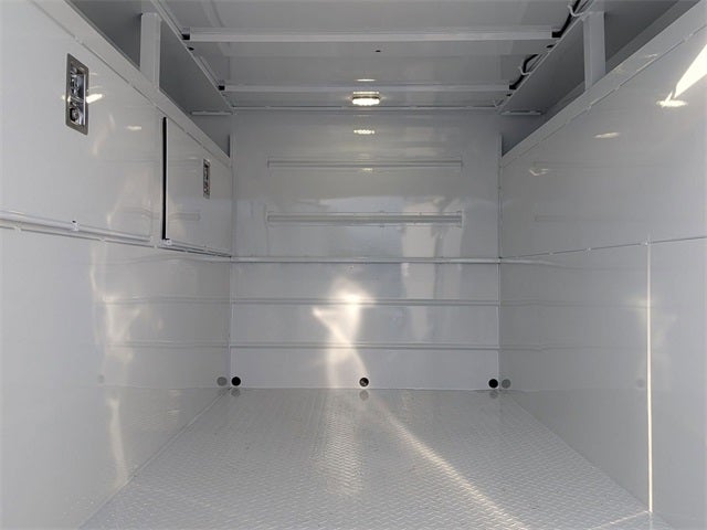 2025 Ford F-250SD XL 8' READING ENCLOSED SERVICE BODY