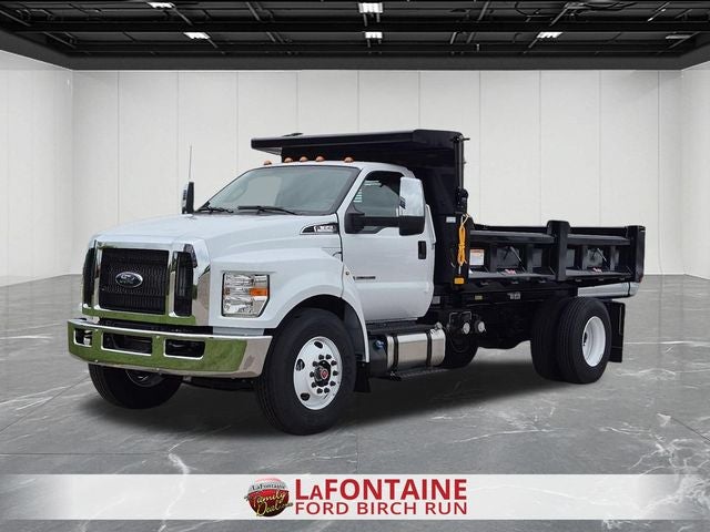 2027 Ford F-650SD Base