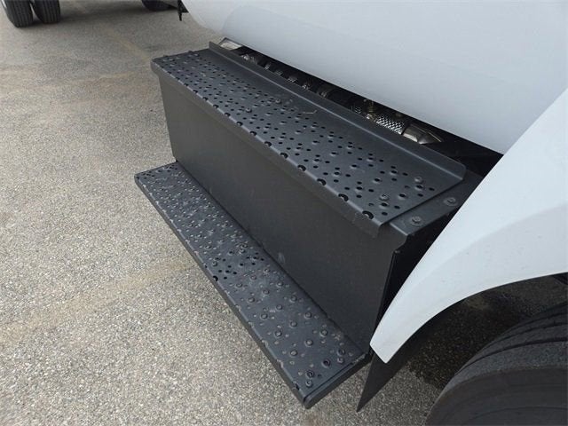 2026 Ford F-750SD 26' JB Box truck 26' JB Box truck