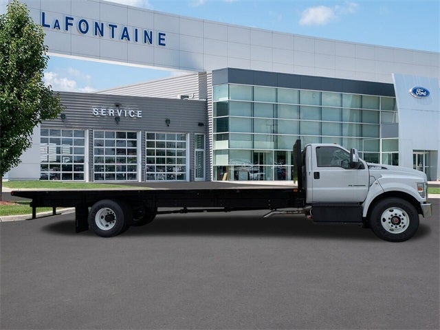 2026 Ford F-750SD Base