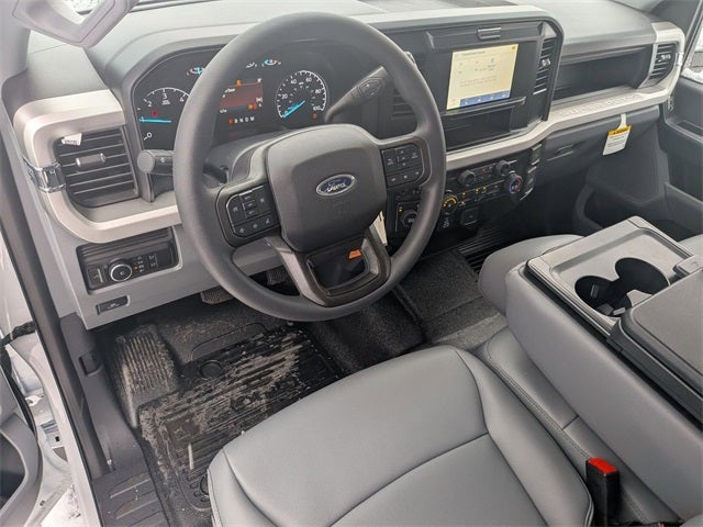 2026 Ford F-550SD DRW