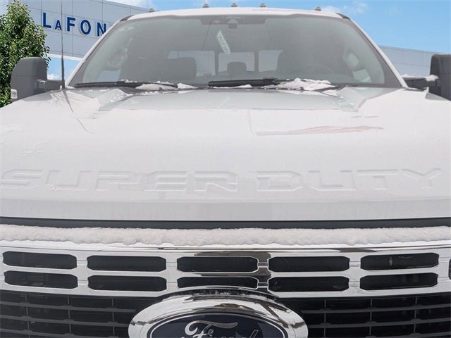 2026 Ford F-550SD DRW