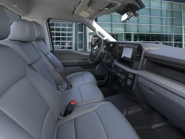 2025 Ford F-550SD DRW