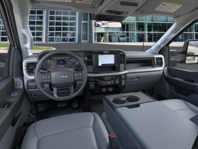 2025 Ford F-550SD DRW