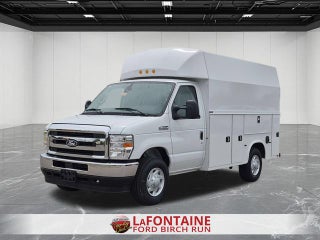 2027 Ford E-350SD Base ENCLOSED SERVICE BODY