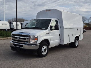 2026 Ford E-350SD Base Cutaway
