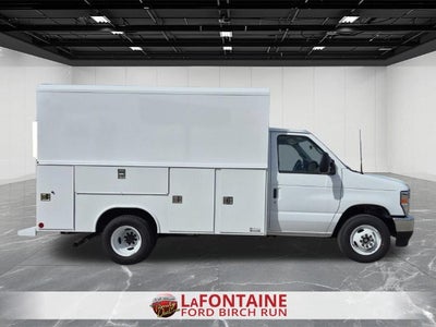 2027 Ford E-350SD Base Cutaway