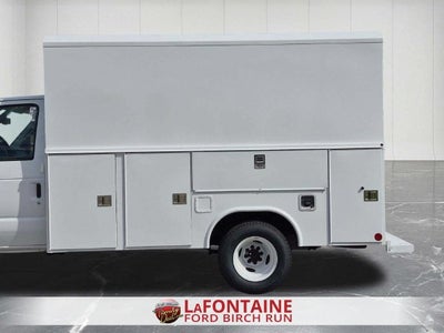 2027 Ford E-350SD Base ENCLOSED SERVICE BODY