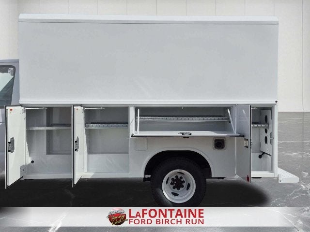 2027 Ford E-350SD Base ENCLOSED SERVICE BODY
