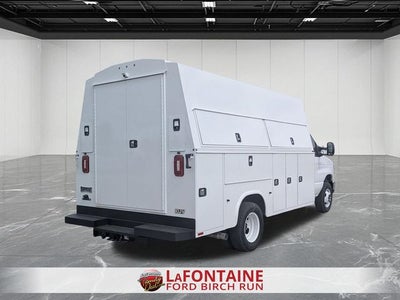 2027 Ford E-450SD KUV
