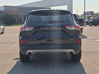 2022 Ford Escape Hybrid Titanium
