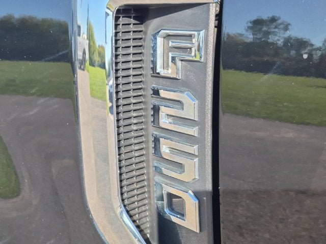 2017 Ford F-250SD Lariat