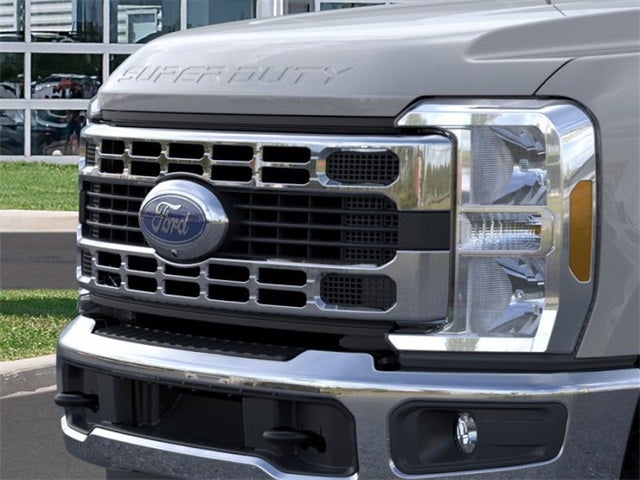 2026 Ford F-350SD XLT DRW