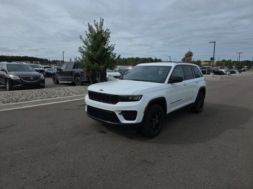 2025 Jeep Grand Cherokee Altitude 4X4