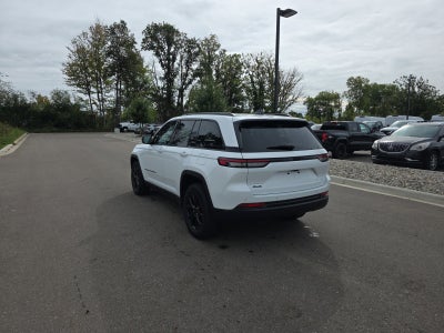 2025 Jeep Grand Cherokee Altitude 4X4
