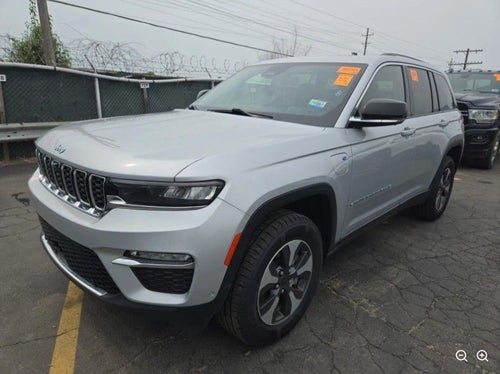 2022 Jeep Grand Cherokee 4xe 4WD