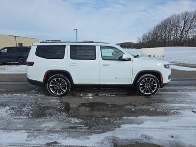2022 Jeep Wagoneer Series III