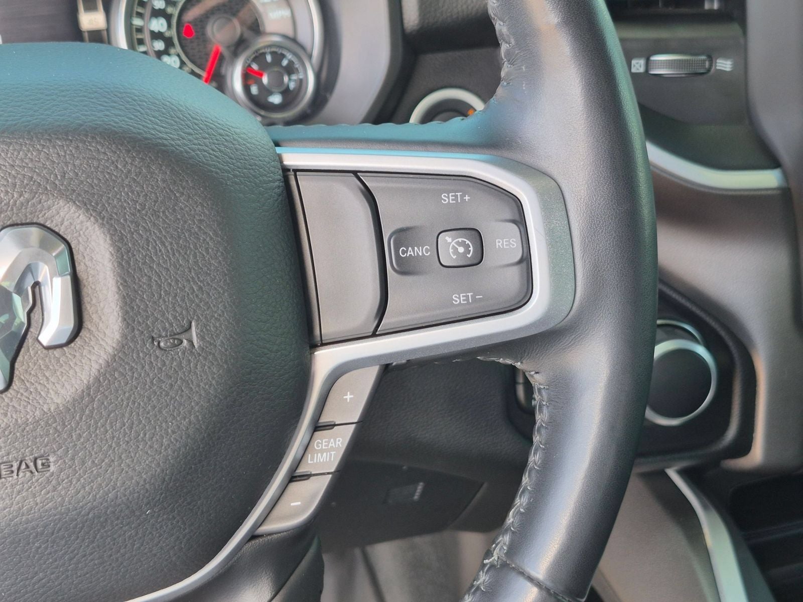 2020 RAM 1500 Big Horn/Lone Star 4X4