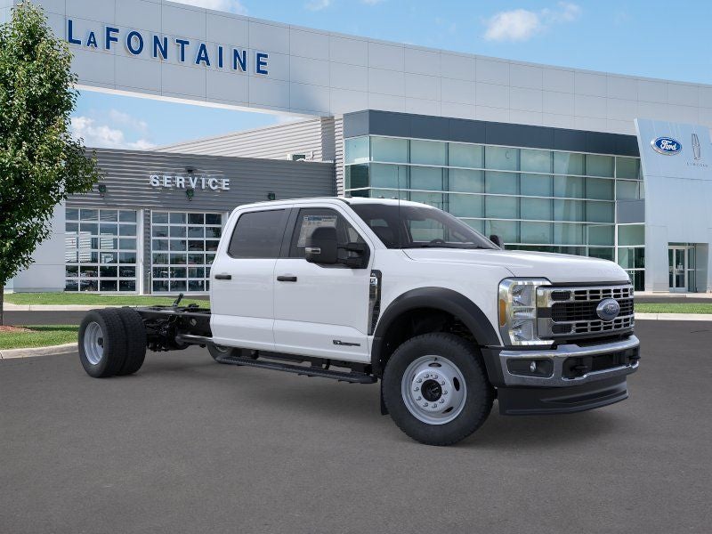 2026 Ford F-550SD Lariat In-Transit