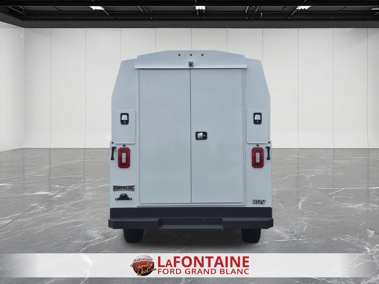 2027 Ford E-350SD Base Cutaway