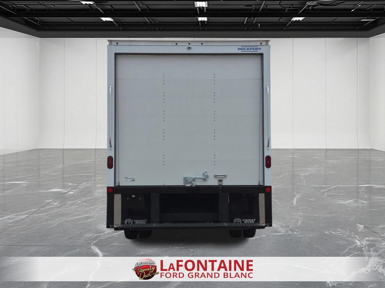 2027 Ford E-450SD Base