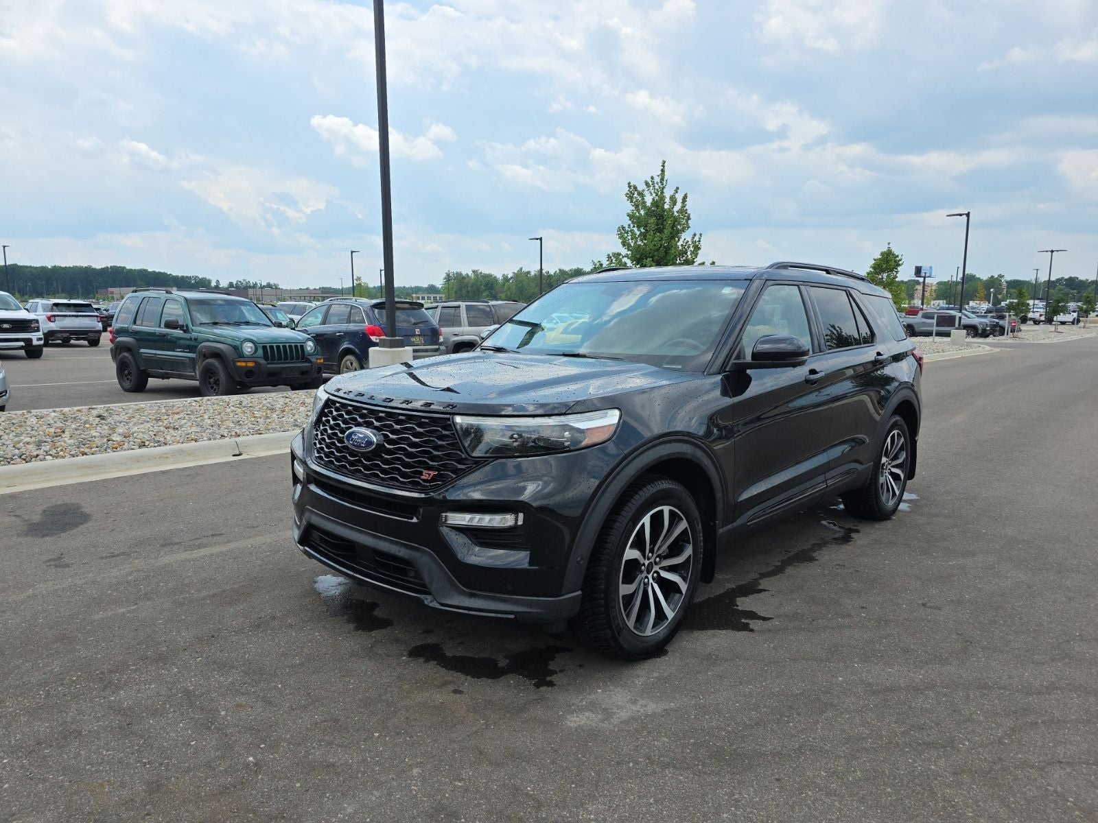 2020 Ford Explorer ST
