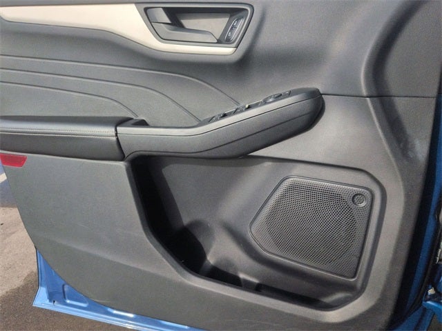 2022 Ford Escape Hybrid SE