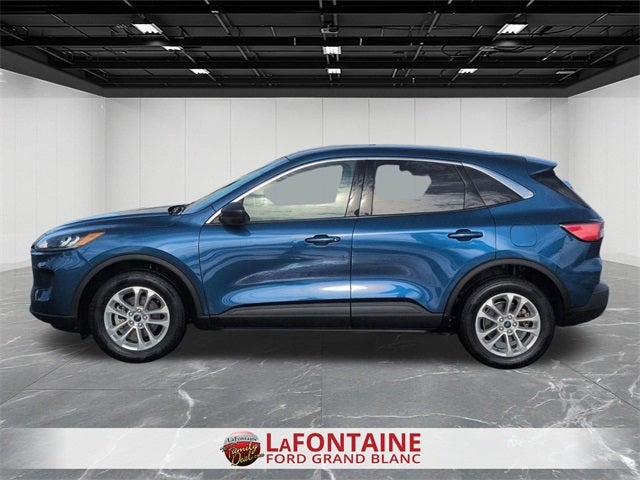 2022 Ford Escape Hybrid SE