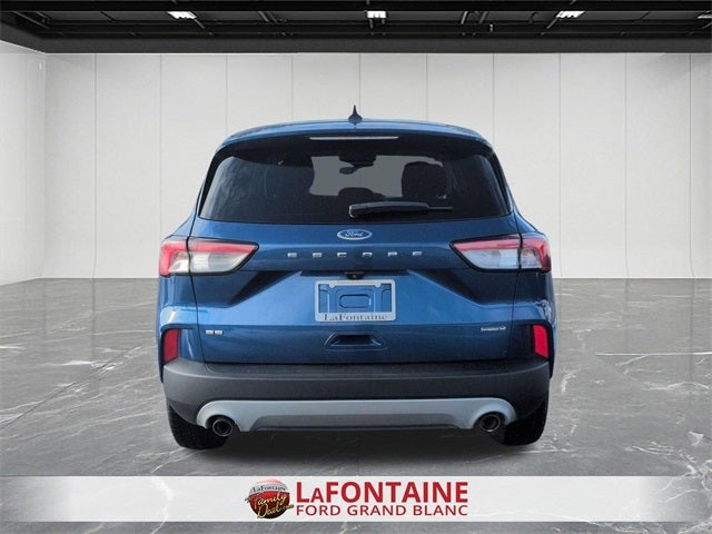 2022 Ford Escape Hybrid SE
