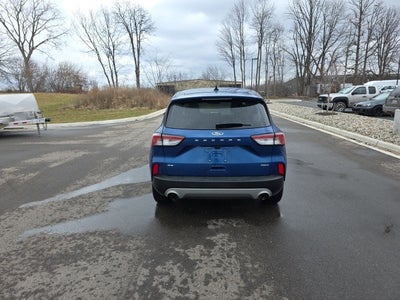 2022 Ford Escape Hybrid SE