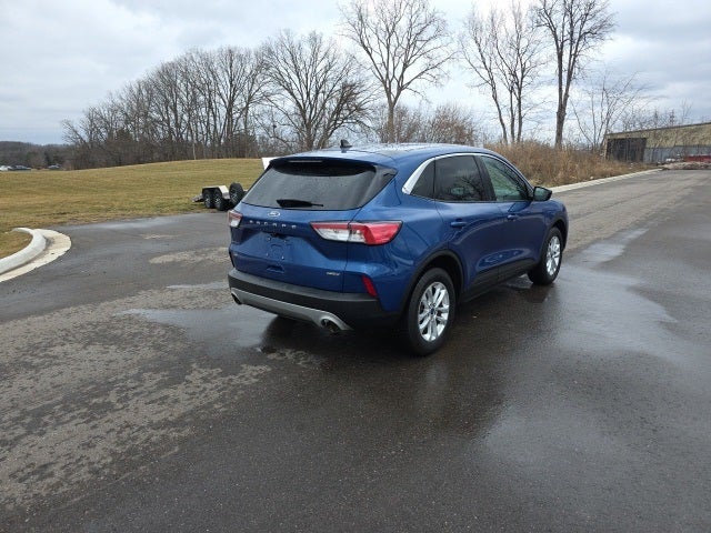 2022 Ford Escape Hybrid SE