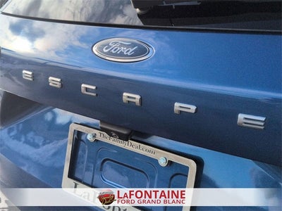 2022 Ford Escape Hybrid SE