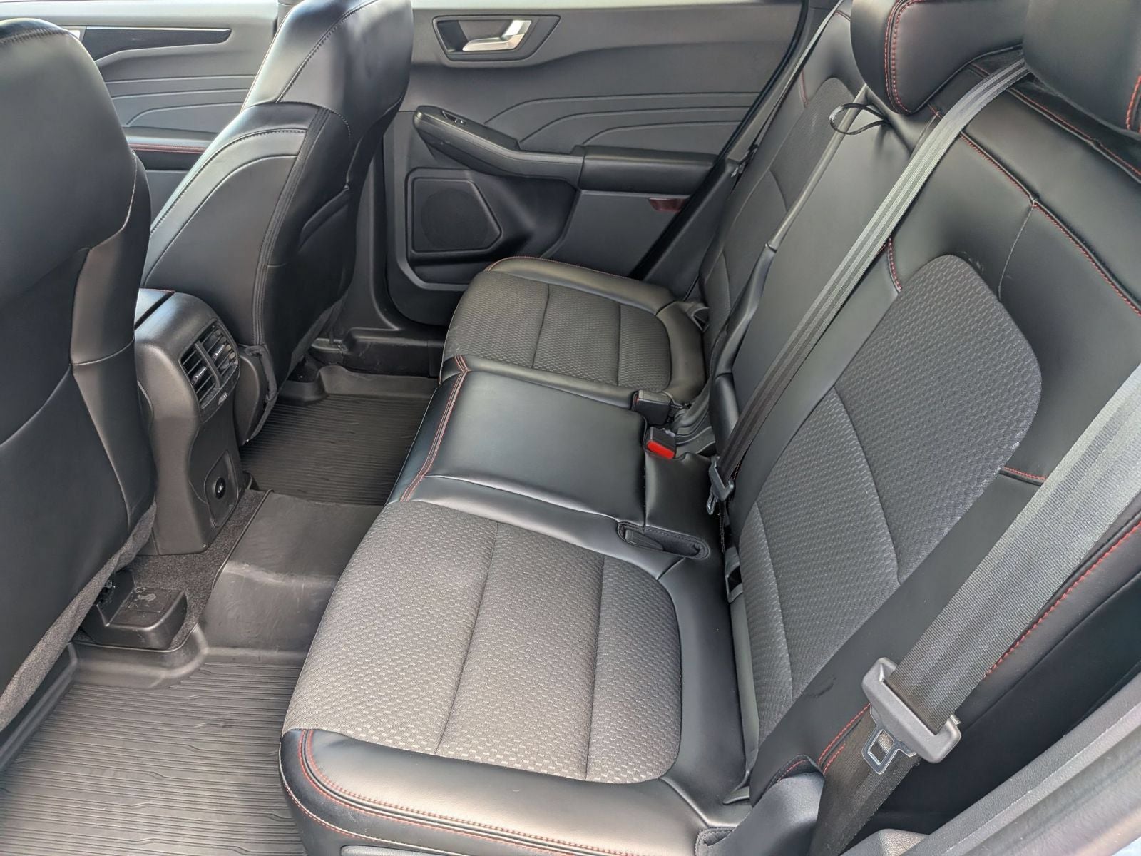 2024 Ford Escape ST-Line AWD