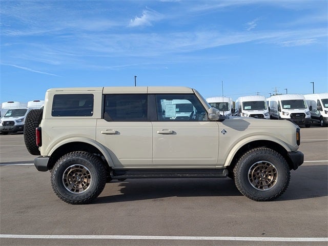 2025 Ford Bronco Outer Banks Sinister Bronze Package