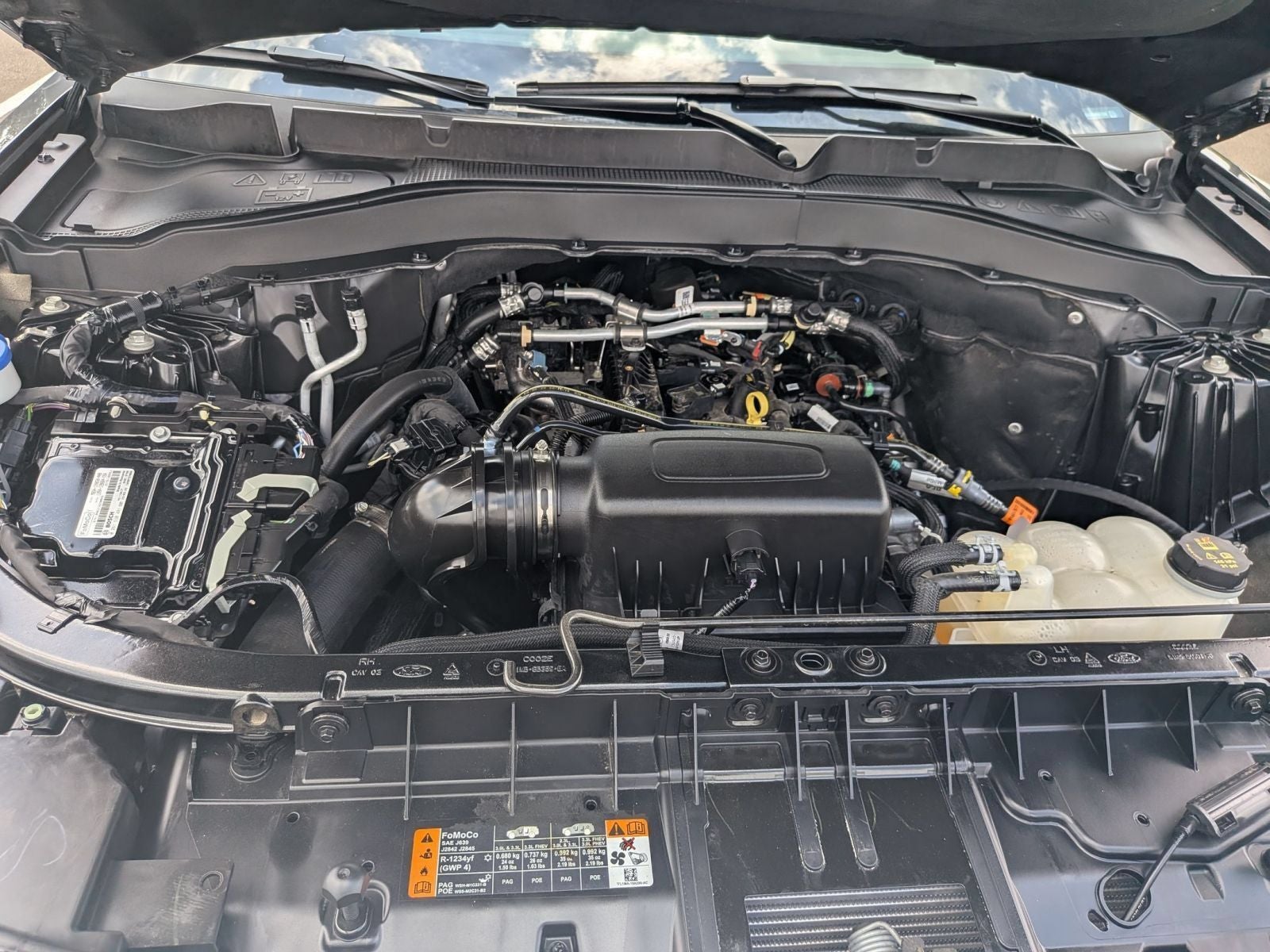 2023 Ford Explorer XLT 4X4