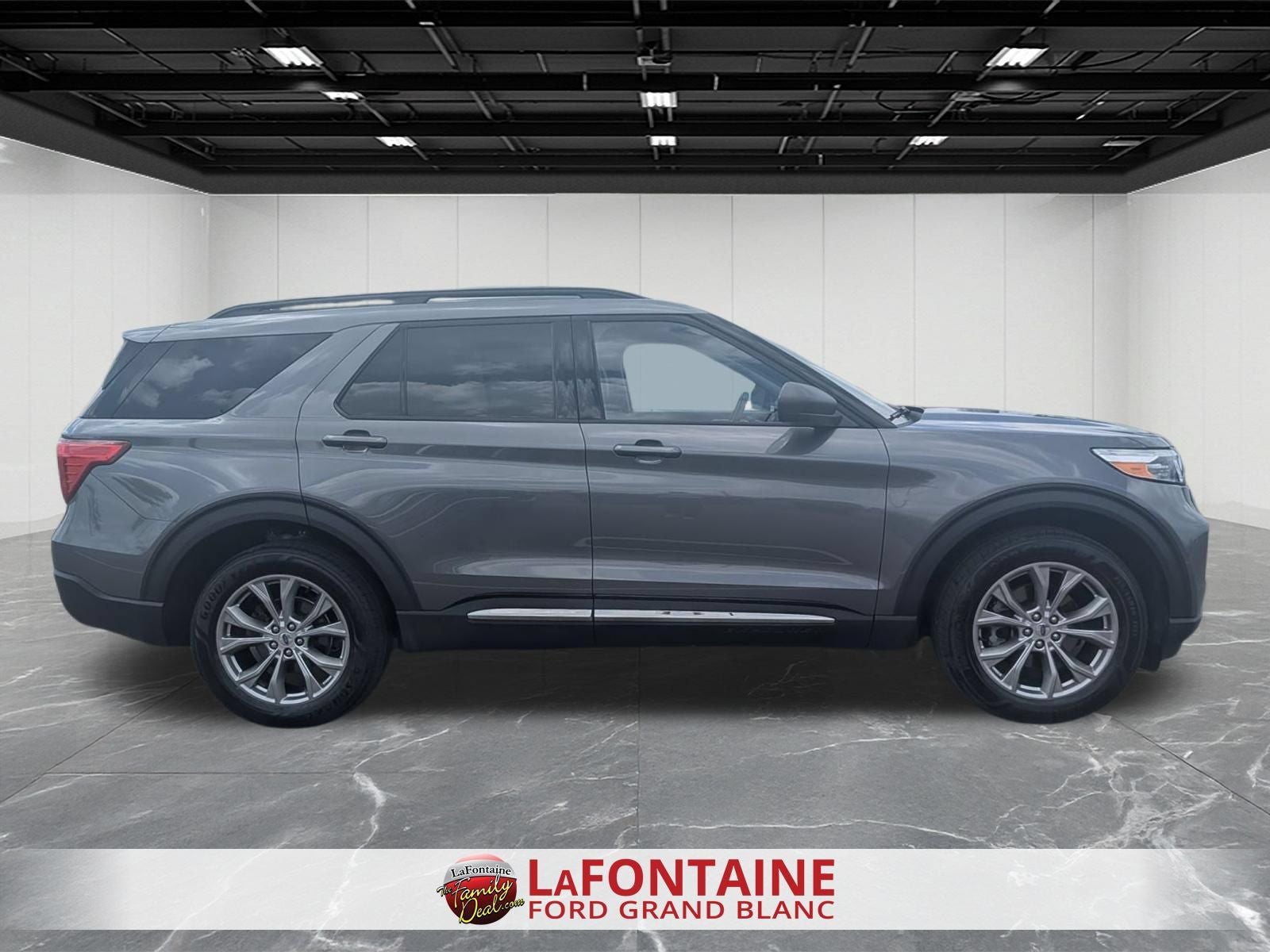 2023 Ford Explorer XLT 4X4
