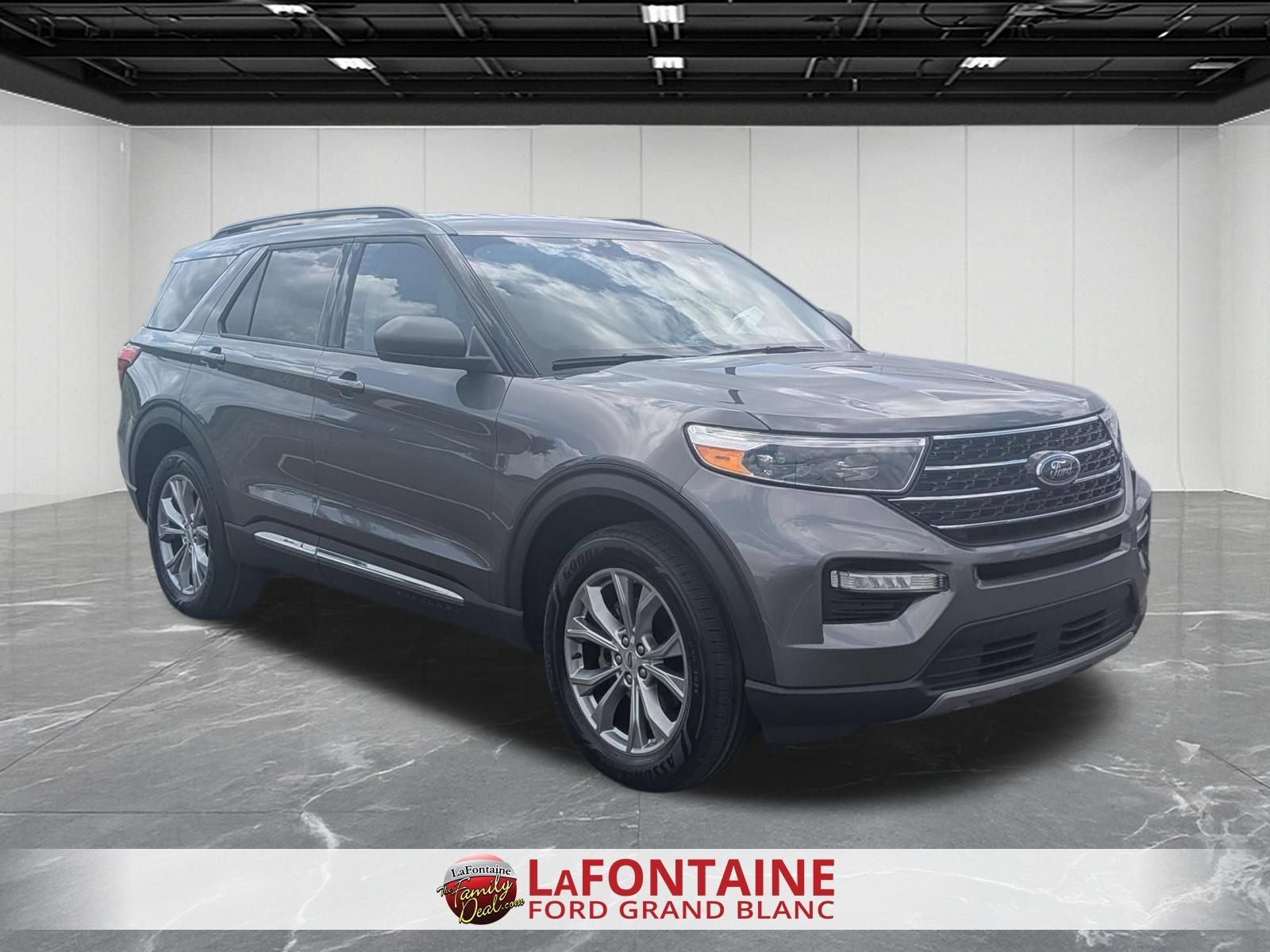 2023 Ford Explorer XLT 4X4