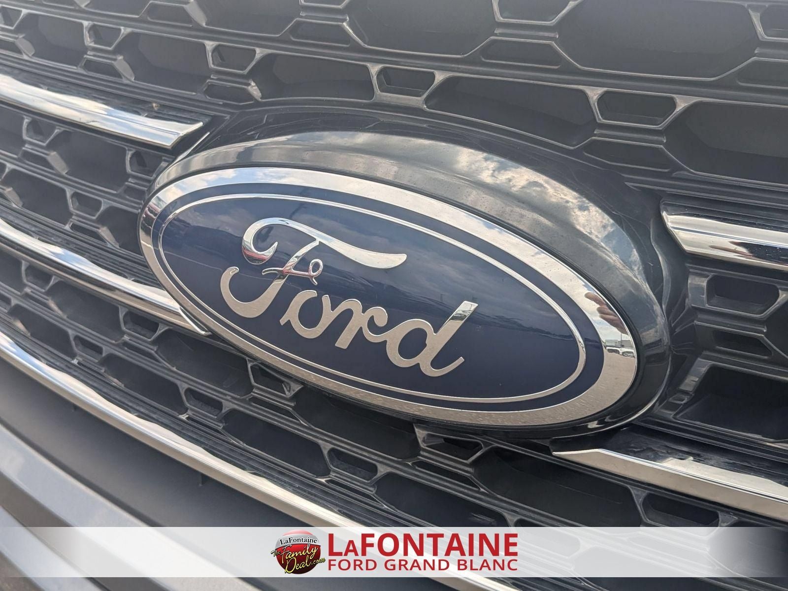 2023 Ford Explorer XLT 4X4