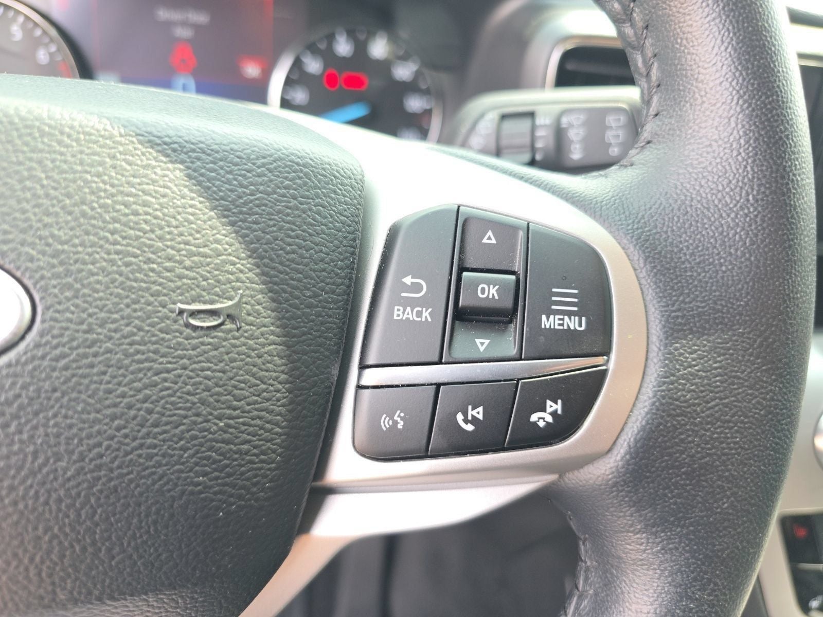 2023 Ford Explorer XLT 4WD