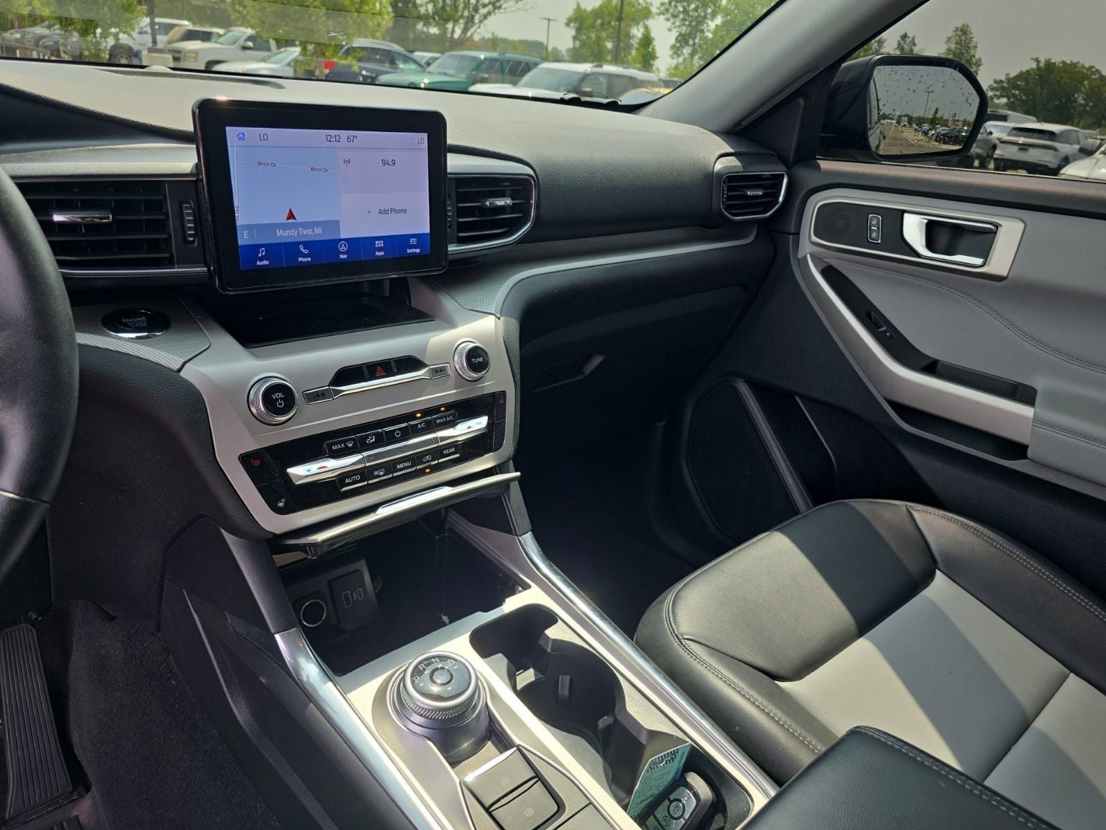 2023 Ford Explorer XLT 4WD
