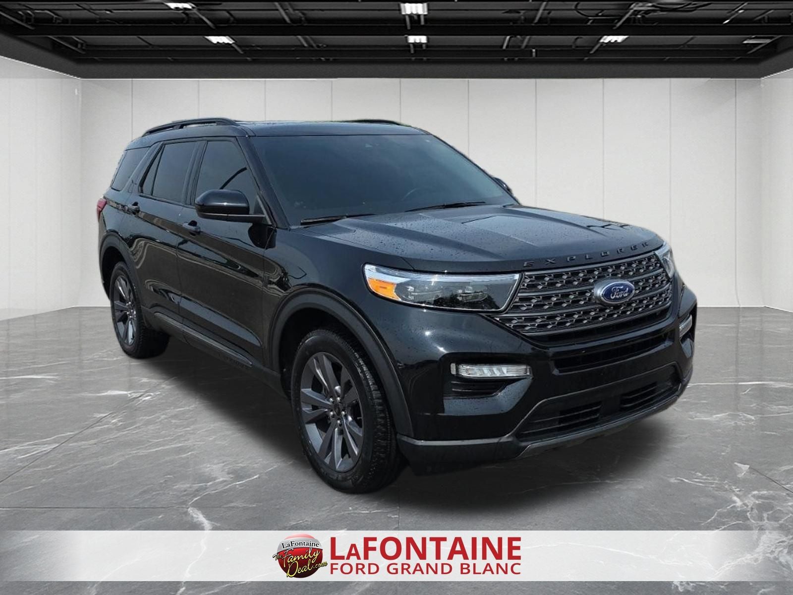 2023 Ford Explorer XLT 4WD