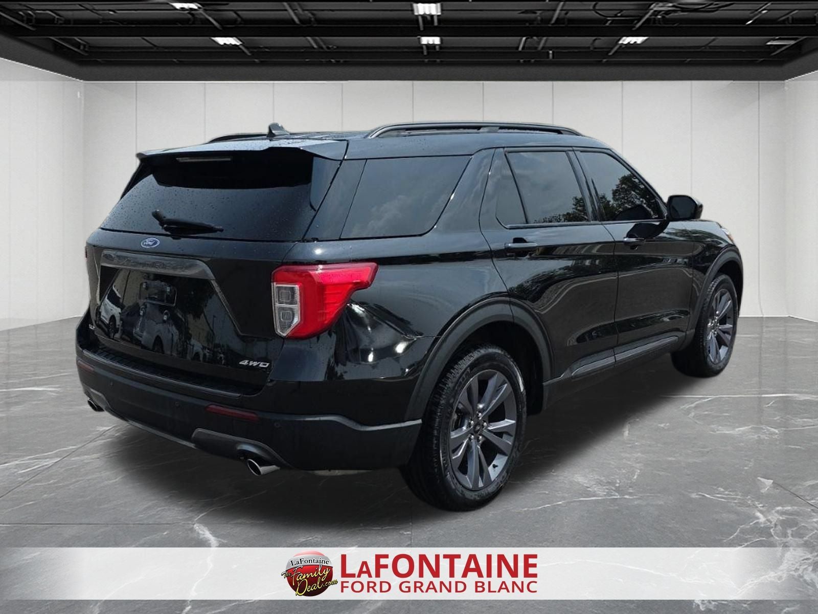 2023 Ford Explorer XLT 4WD