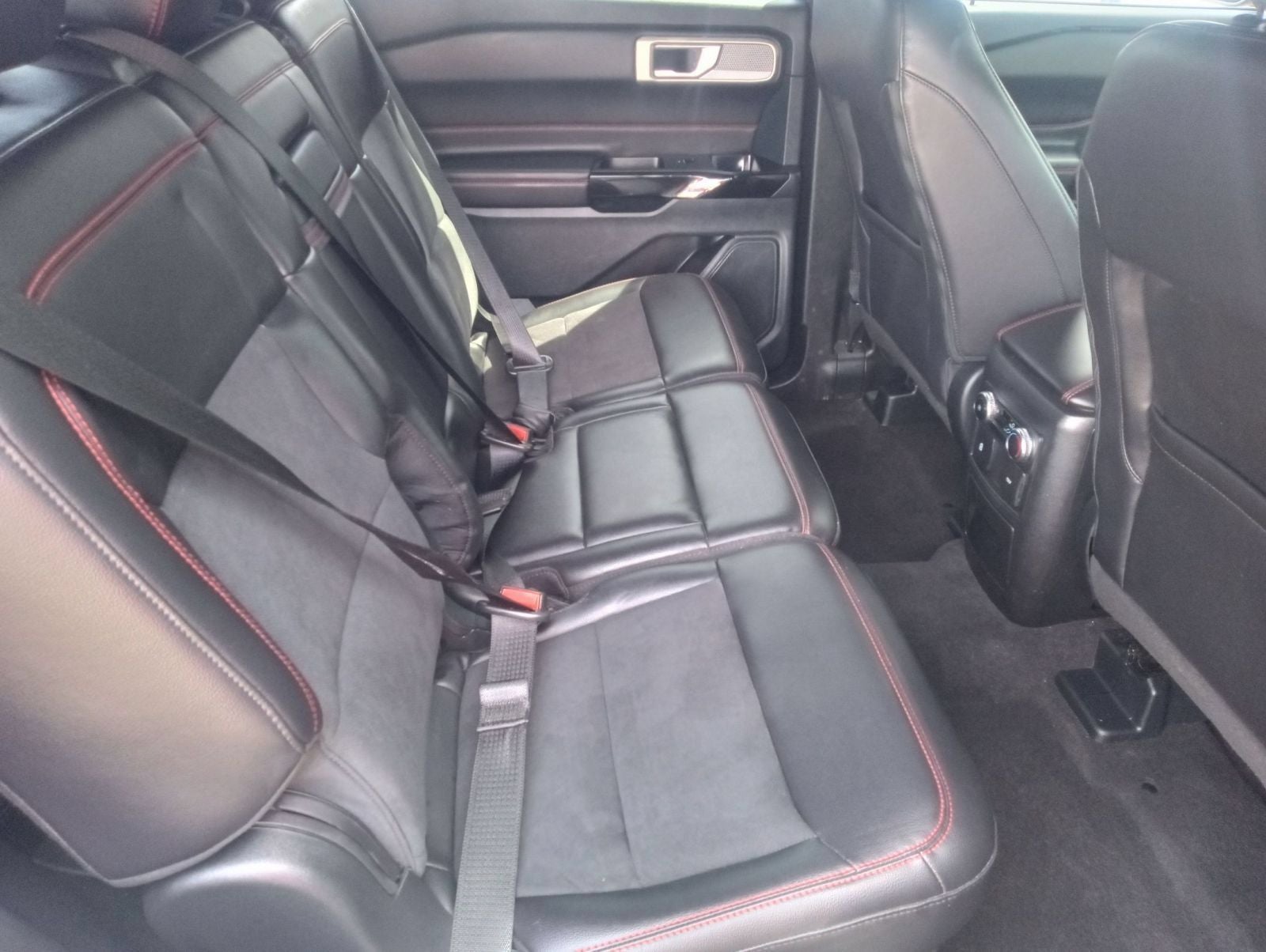 2023 Ford Explorer ST-Line 4X4